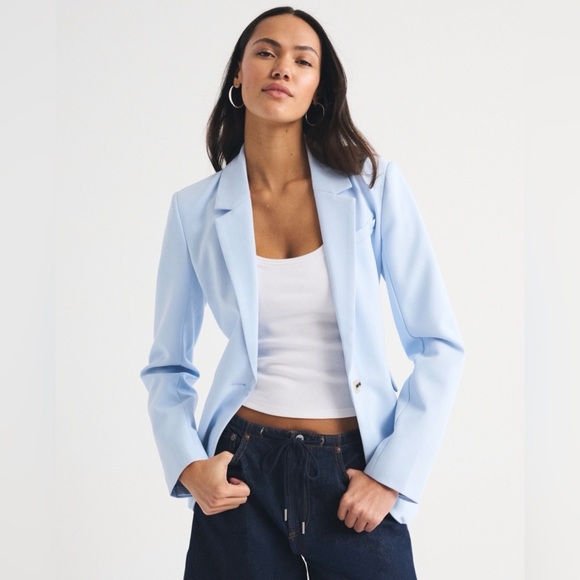 Abercrombie & Fitch Jackets & Blazers - Abercrombie & Fitch Classic Suiting Blazer